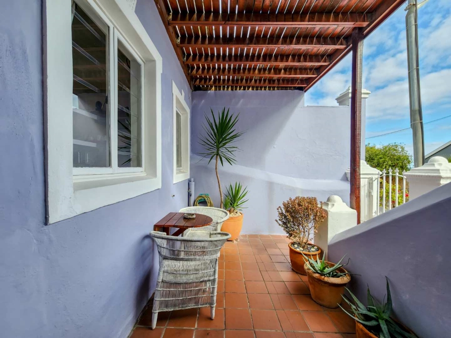 3 Bedroom Property for Sale in Sea Point Western Cape